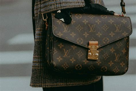 namaak louis vuitton herkennen|Neppe Louis Vuitton herkennen (5 simpele Manieren) .